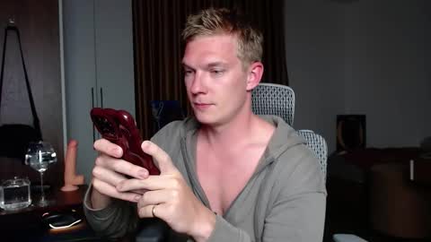 Gregblonde  Alextattoo online show from 21, 9, 2025