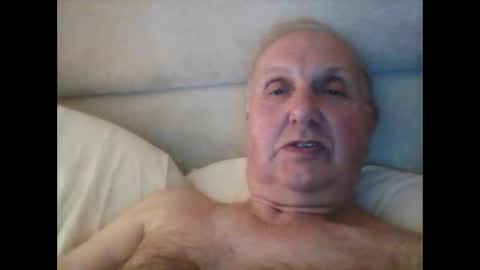 Snapshot of herdsman3 chatting on 22, 12, 2024 herdsman3 online show from 22, 12, 2024
