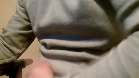 Snapshot of heretost chatting on 4, 4, 2026 mr D online show from 4, 4, 2026