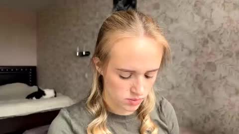 Sylvia online show from 19, 9, 2025