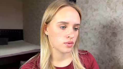 Sylvia online show from 7, 10, 2025