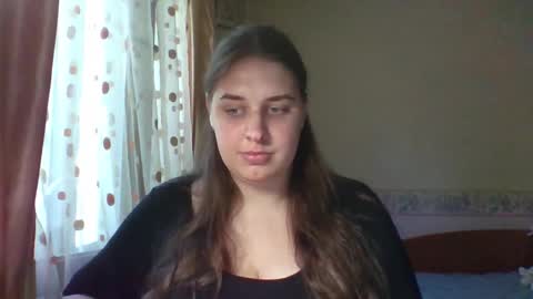 hess_luna_ online show from 23, 9, 2025
