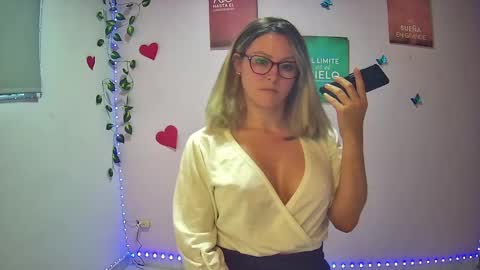 Snapshot of hestesiaxx chatting on 15, 1, 2025 Hestesiaxx online show from 15, 1, 2025