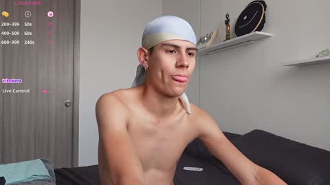 hey_cesard online show from 8, 2, 2025