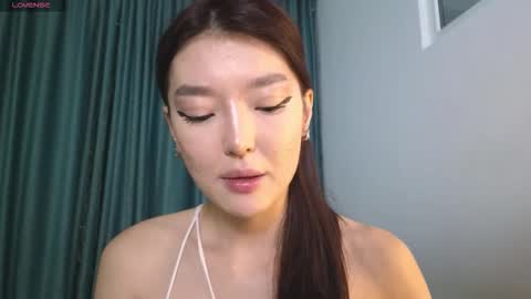 Snapshot of hey_herbal chatting on 22, 11, 2025 Audrey online show from 22, 11, 2025