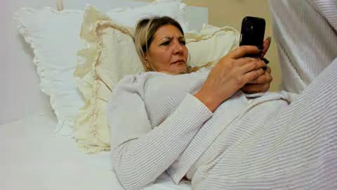 Snapshot of heyheygrey chatting on 25, 1, 2025 Heyheygrey online show from 25, 1, 2025