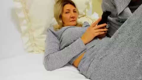 Snapshot of heyheygrey chatting on 1, 2, 2025 Heyheygrey online show from 1, 2, 2025