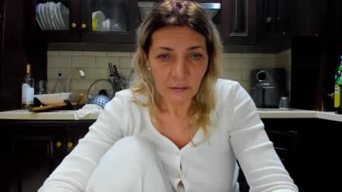 Snapshot of heyheygrey chatting on 2, 2, 2025 Heyheygrey online show from 2, 2, 2025