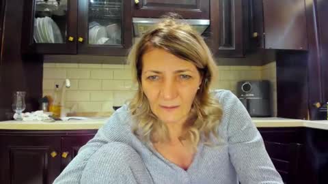 Snapshot of heyheygrey chatting on 14, 2, 2025 Heyheygrey online show from 14, 2, 2025