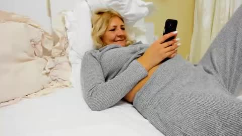 Snapshot of heyheygrey chatting on 1, 3, 2025 Heyheygrey online show from 1, 3, 2025