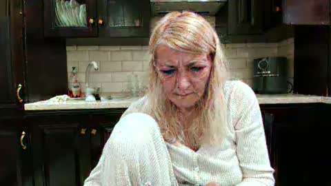 Snapshot of heyheygrey chatting on 21, 10, 2025 Heyheygrey online show from 21, 10, 2025