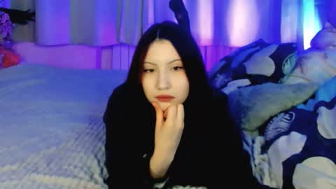 Snapshot of hhhtpslina chatting on 15, 12, 2025 Lina online show from 15, 12, 2025