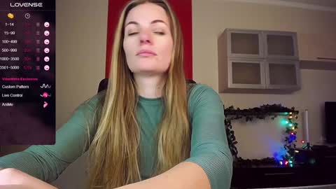 Snapshot of hi_bye_ chatting on 26, 1, 2025 Lina online show from 26, 1, 2025