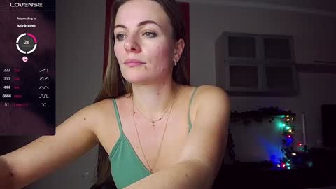 Snapshot of hi_bye_ chatting on 26, 1, 2025 Lina online show from 26, 1, 2025