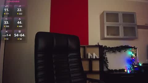 Snapshot of hi_bye_ chatting on 16, 2, 2025 Lina online show from 16, 2, 2025