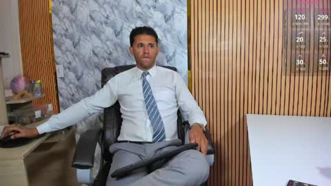 Snapshot of hiddenoffice chatting on 25, 3, 2026 George online show from 25, 3, 2026