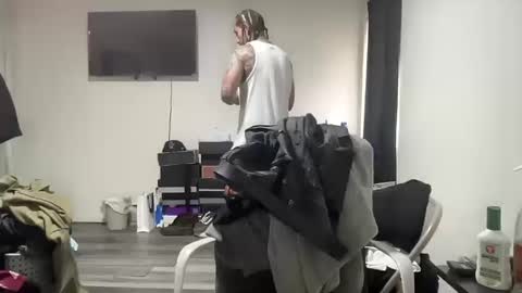 Snapshot of hihello400 chatting on 14, 10, 2025 hihello400 online show from 14, 10, 2025