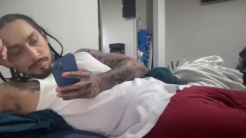 Snapshot of hihello400 chatting on 1, 11, 2025 hihello400 online show from 1, 11, 2025