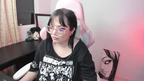 Snapshot of hikaru_arimura chatting on 4, 2, 2025 hikaru_arimura online show from 4, 2, 2025