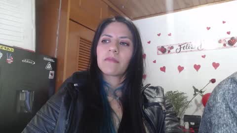 hilaril18 online show from 15, 2, 2025
