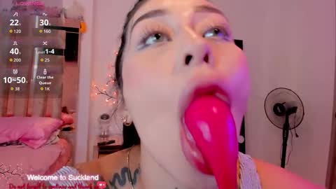 LUNA new account  FOLLOW ME online show from 2, 10, 2025