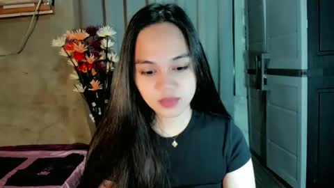 hilarymolly online show from 19, 3, 2026