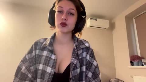 Hi Im Elizabeth online show from 5, 10, 2025