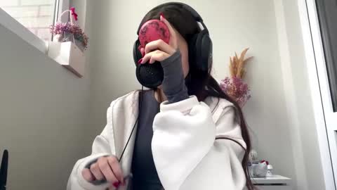 Hi Im Elizabeth online show from 15, 10, 2025