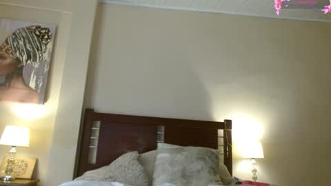 Snapshot of hillary_foox chatting on 20, 10, 2025 Hillary online show from 20, 10, 2025