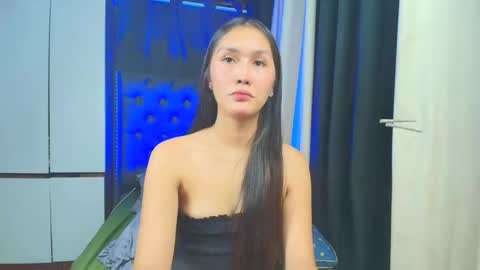 yuricah online show from 7, 10, 2025