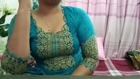 himuhimu22 online show from 9, 3, 2025