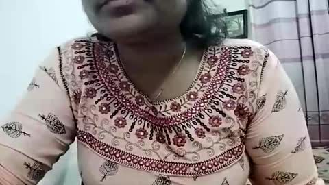 himuhimu22 online show from 15, 1, 2026