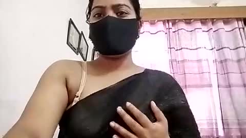 himuhimu22 online show from 18, 3, 2026