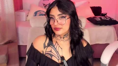  Karol  Independent Model online show from 9, 9, 2025