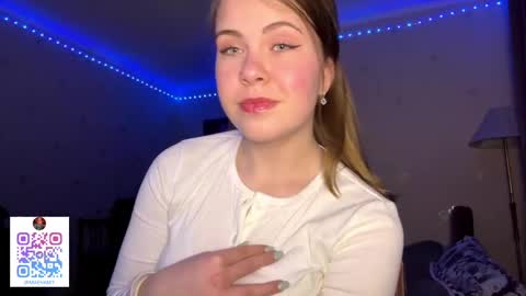 I am Amy ntmu Lets hit 10 Thumbs Up together online show from 20, 3, 2026