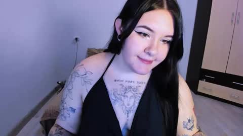 Dina online show from 10, 11, 2025