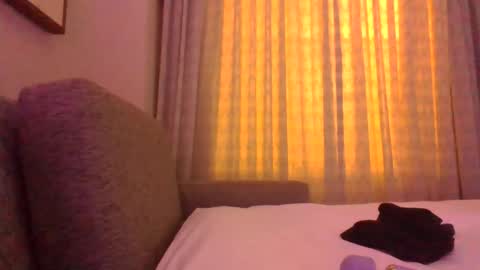 hknox714 online show from 14, 11, 2025