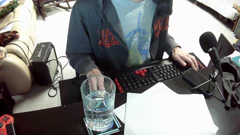 Snapshot of hoboayoyo chatting on 22, 12, 2024 Hentai man online show from 22, 12, 2024