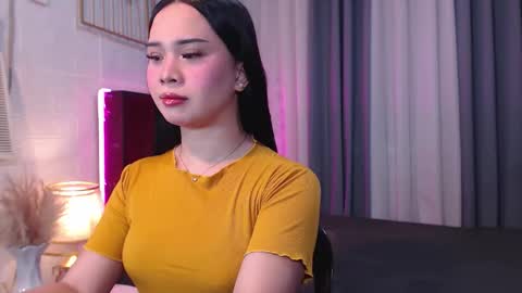 hoelymolly online show from 9, 1, 2026