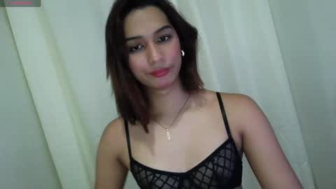 Snapshot of hoelysophia chatting on 2, 4, 2026 Sophia online show from 2, 4, 2026