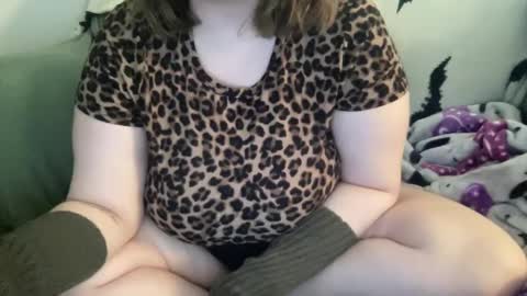 Snapshot of hoestoes915 chatting on 23, 2, 2025 Stacey online show from 23, 2, 2025