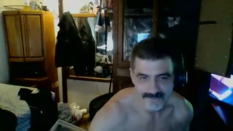 hoglegg99384194 online show from 23, 11, 2025