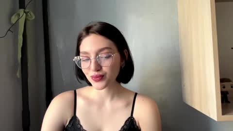 Sofia online show from 4, 4, 2026