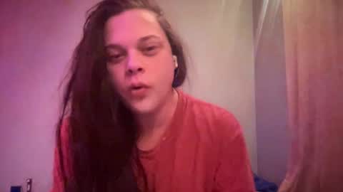 Snapshot of holly23hopefull chatting on 17, 12, 2025 Hollys Drive threw Side Of CB. online show from 17, 12, 2025