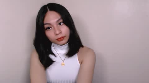 hollyaki69 online show from 2, 2, 2026