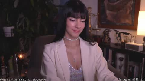 Holly Linder online show from 7, 2, 2026