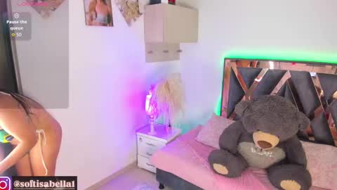 Snapshot of hollyprincess_2 chatting on 3, 10, 2025 holly princess mermaid online show from 3, 10, 2025