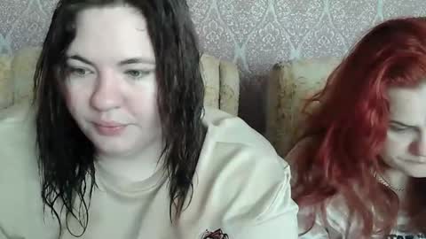 Snapshot of hollyxeva chatting on 4, 4, 2026 HollyXEva online show from 4, 4, 2026