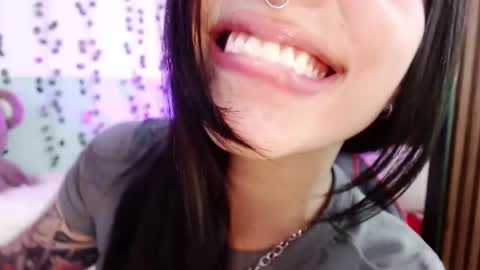 holly online show from 21, 12, 2024