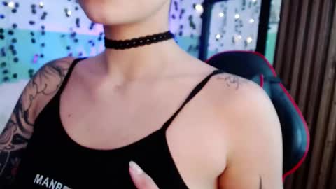 holly online show from 26, 12, 2024